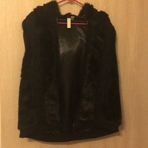 Green Tea Black Fur Vest XL